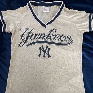 NY Yankee T-shirt